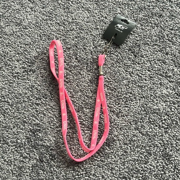 NWT Pink UNH Lanyard - Picture 1 of 3